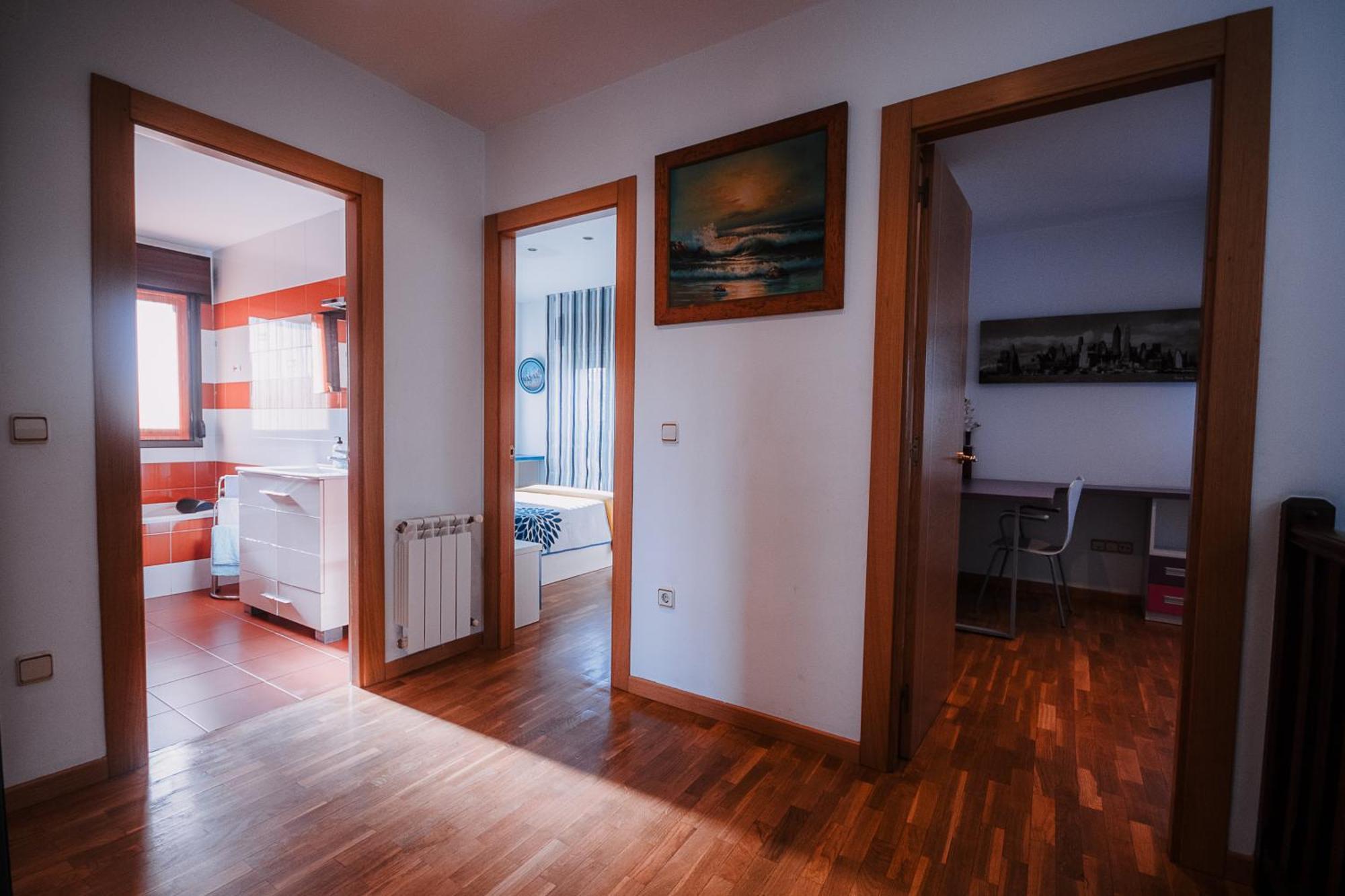 Villa Tiviti Oviedo Exterior photo